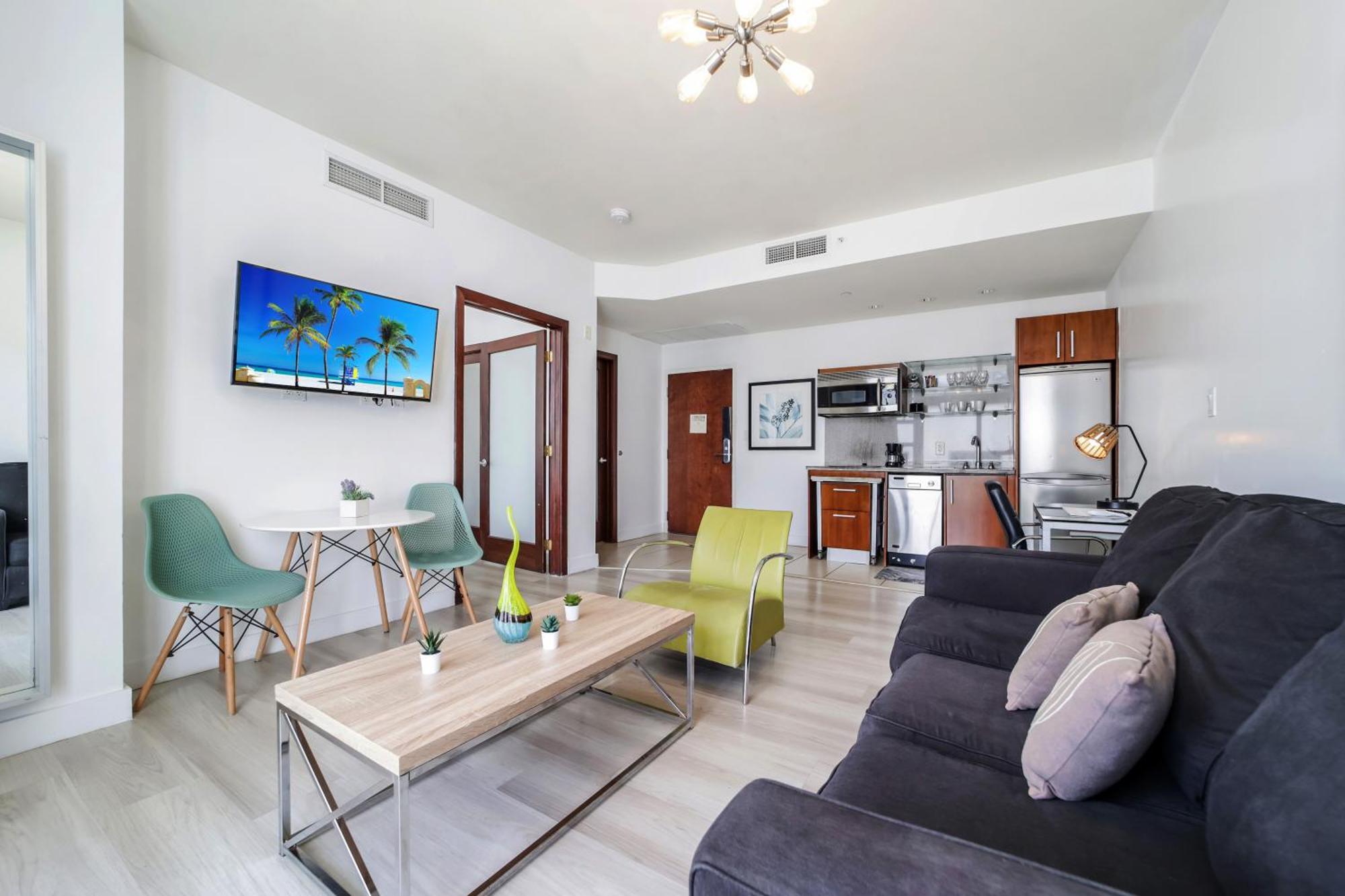 ميامي بيتش Strand Ocean Drive Suites الغرفة الصورة